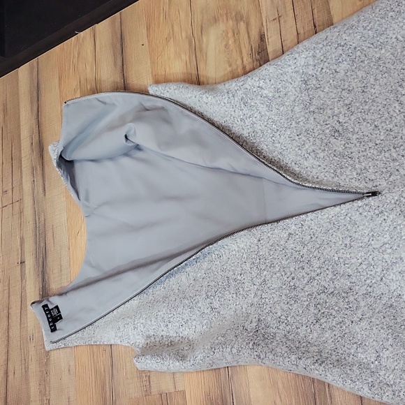 THEORY Raneid K Wool Felt Knit Light Heather Wool Sleeveless A-Line Dress - Picture 8 of 13